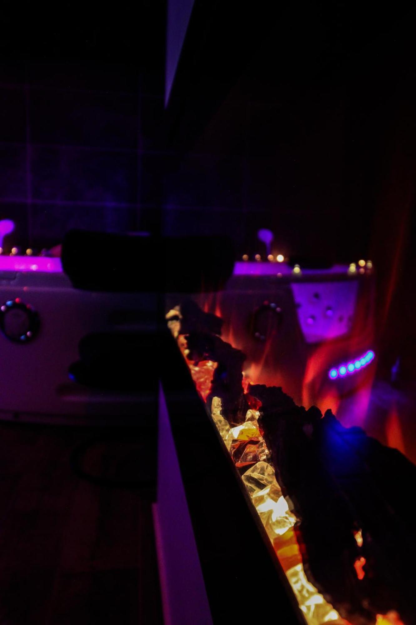 Loveroomxspa Bourg-Saint-Christophe Eksteriør bilde